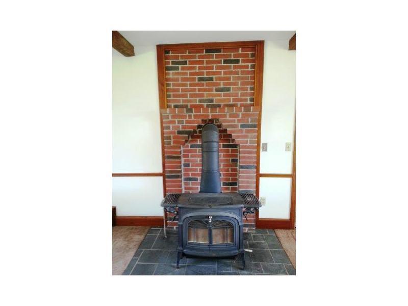57 Old Farm Road Cumberland Center, ME 04021 - Photo 8 of 18 Den/Family/Great Room. Hearth