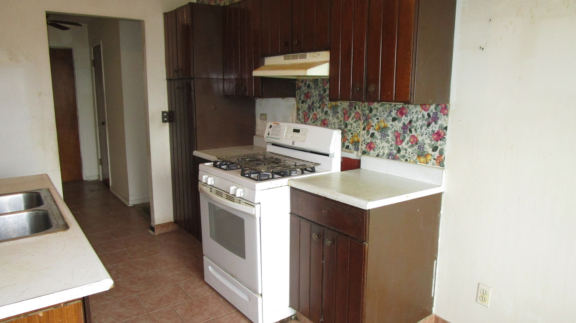 1301 South Finley Road, Unit 417 Lombard, IL 60148 - Photo 8 of 21