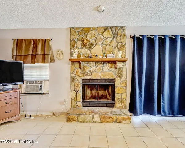 $250,000 | 84016 St Paul Boulevard, Yulee, FL 32097