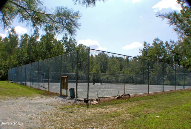 $25,000 | Lot 155 Chippewa Drive, Becket, MA 01223