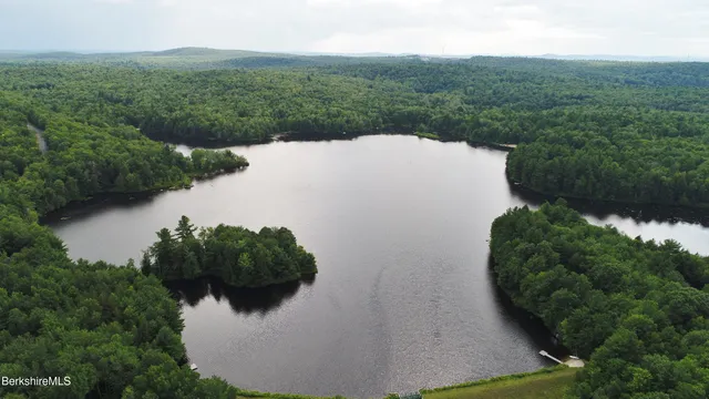 $25,000 | Lot 155 Chippewa Drive, Becket, MA 01223