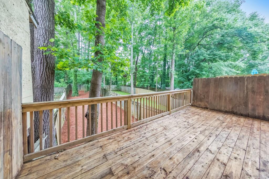 1005 Kennesborough Road Northwest Kennesaw, GA 30144 - Photo 6 of 34