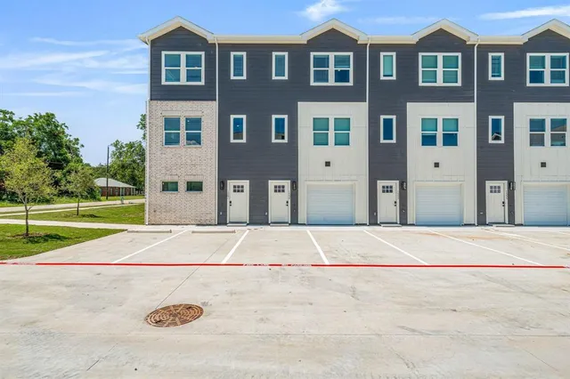 $399,900 | 1539 Sophia Avenue, Stephenville, TX 76401