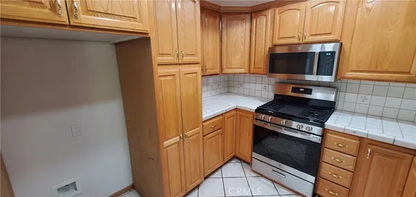 $4,100 | 15038 Hiawatha Street, Mission Hills, CA 91345
