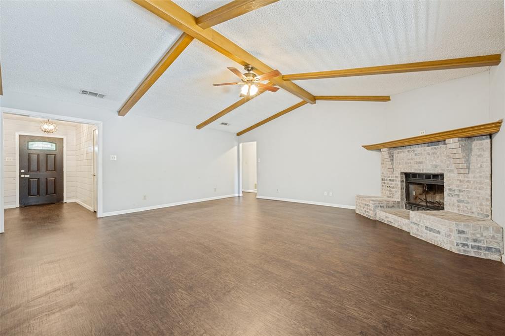 3204 Broken Arrow Road Denton, TX 76209 - Photo 4 of 24 Gallery Image 4