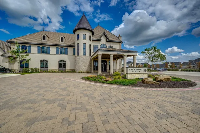 $675,000 | 19018 Dappled Mare Circle, Tomball, TX 77377