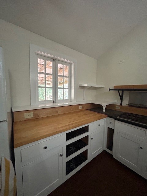 217 Pine Street St. Simons Island, GA 31522 - Photo 6 of 16