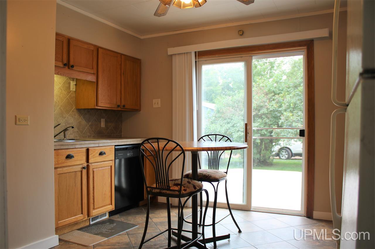 766 Poplar Street Ishpeming, MI 49849 - Photo 3 of 36 Gallery Image 3