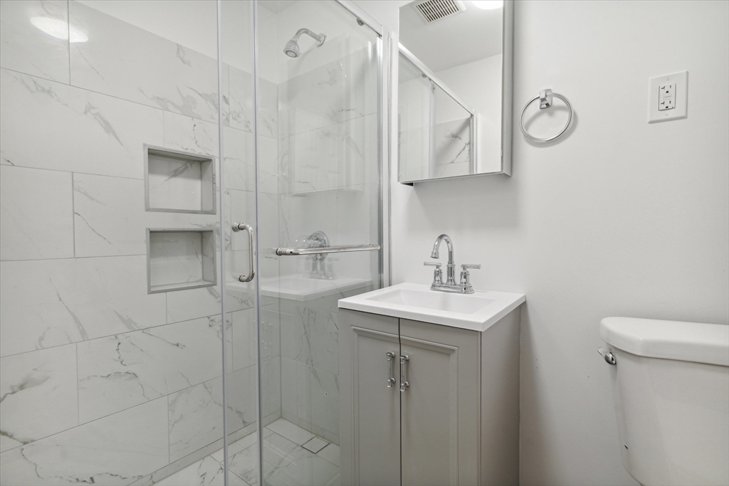 432 Marlborough Street, Unit B Boston, MA 02115 - Photo 12 of 15