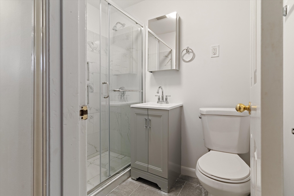 432 Marlborough Street, Unit B Boston, MA 02115 - Photo 13 of 15