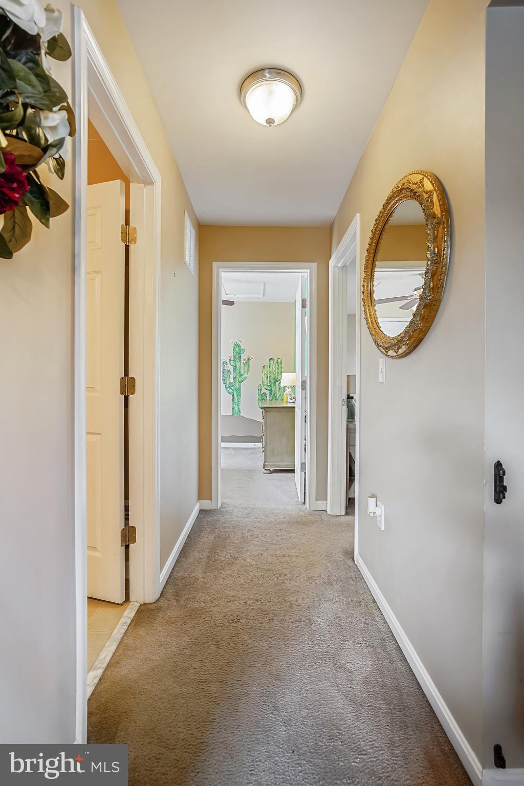 134 Oakwood Road Edgewater, MD 21037 - Photo 20 of 33 upstairs hallway