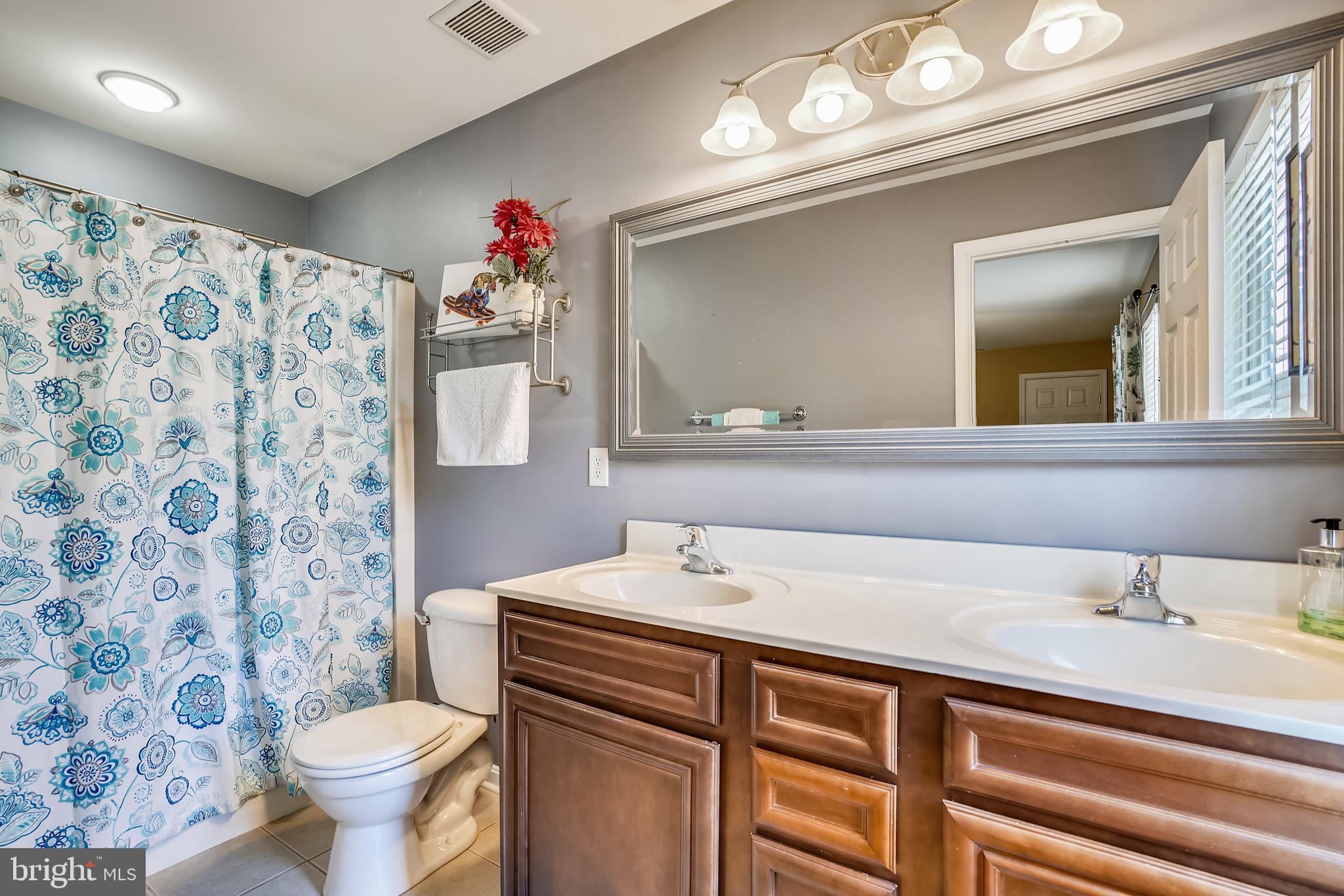 134 Oakwood Road Edgewater, MD 21037 - Photo 24 of 33 ensuite master bath