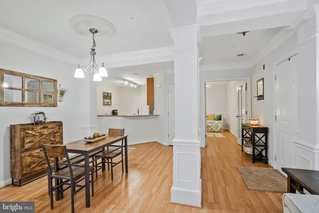 $354,900 | 5950 Kimberly Anne Way, Unit 101, Alexandria, VA 22310