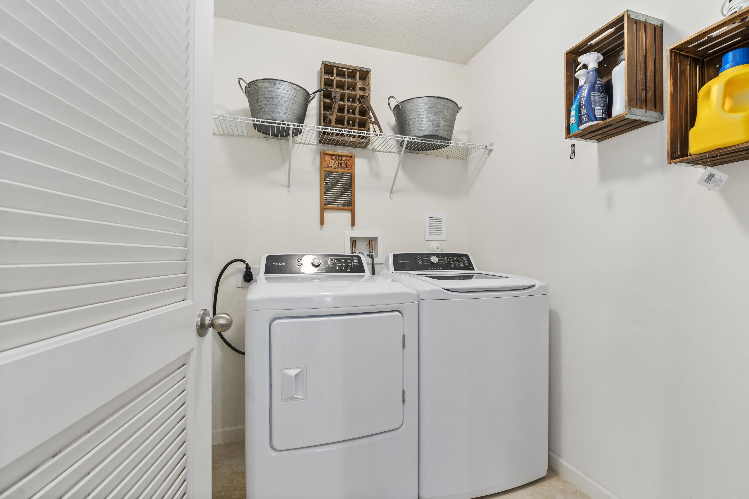 3100 Yellowstone Circle Fort Pierce, FL 34945 - Photo 22 of 28 a bathroom with a sink and a vanity