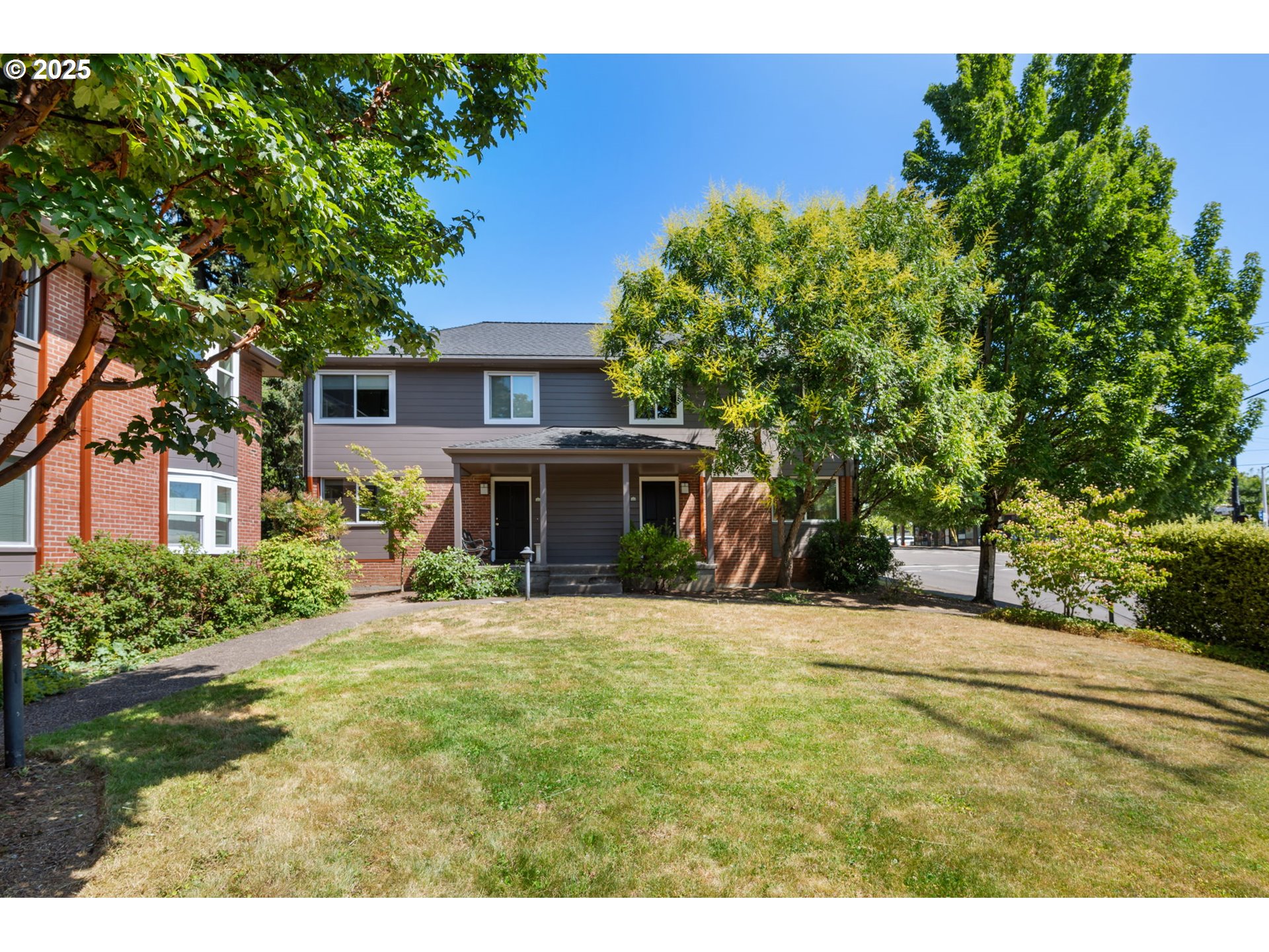 420 South State Street Lake Oswego, OR 97034 - Photo 2 of 34 Exterior