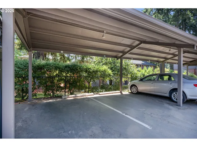 $399,000 | 420 South State Street, Lake Oswego, OR 97034