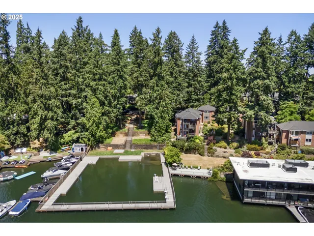 $399,000 | 420 South State Street, Lake Oswego, OR 97034