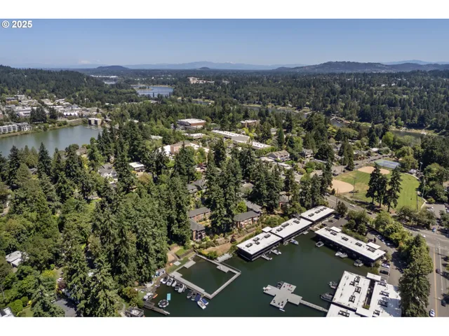 $399,000 | 420 South State Street, Lake Oswego, OR 97034