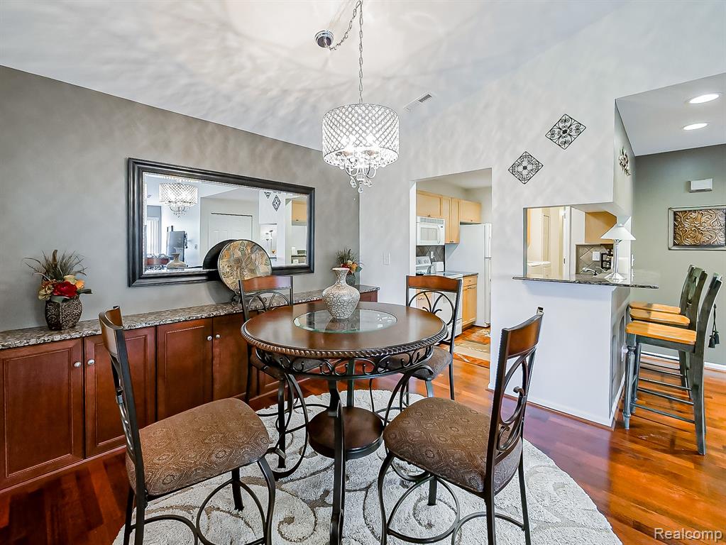 3581 Oakmonte Boulevard Rochester, MI 48306 - Photo 13 of 32 Gallery Image 13