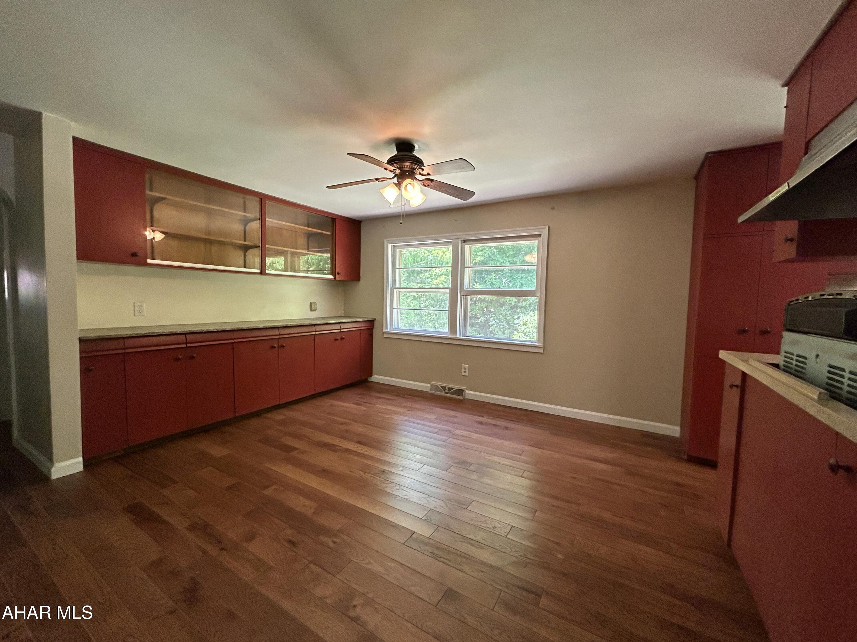 890 Puzzletown Road Duncansville, PA 16635 - Photo 12 of 36