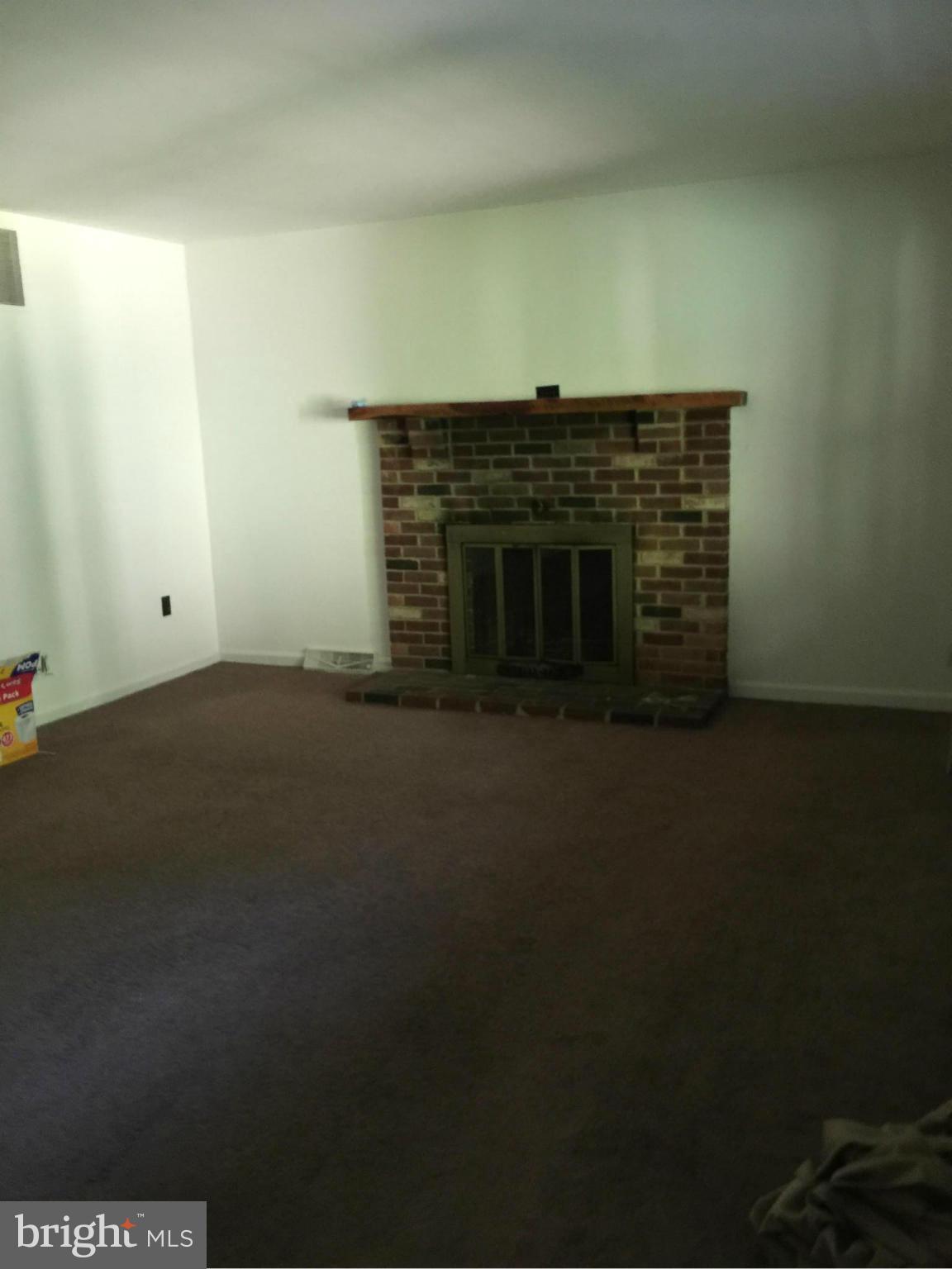 5321 Stone Road Frederick, MD 21703 - Photo 8 of 19 Living Room