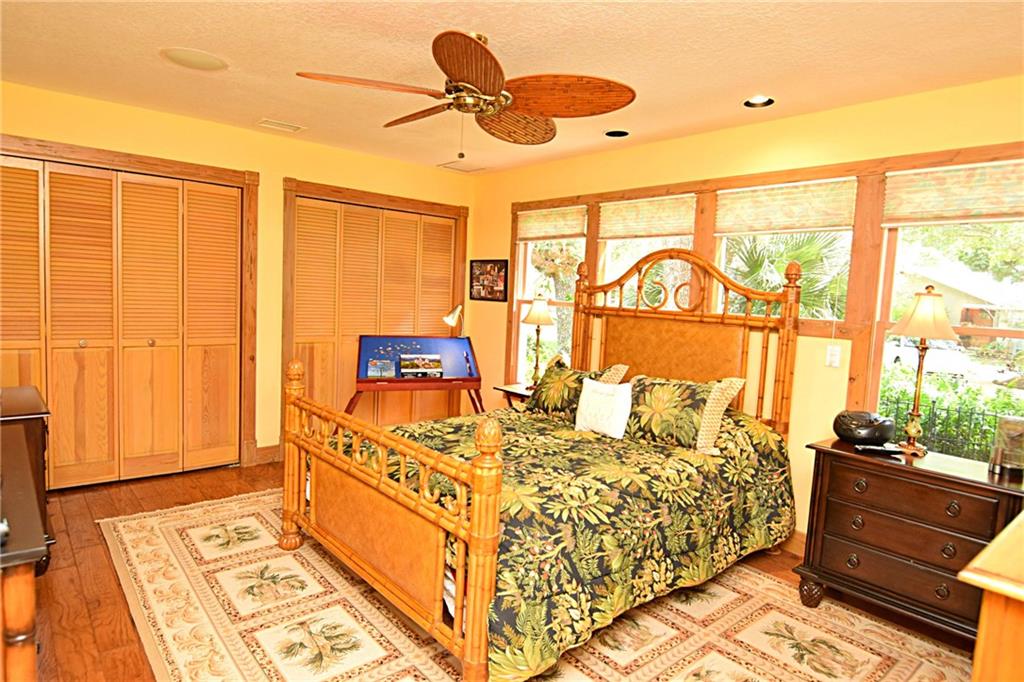 541 Southwest Timber Trail Stuart, FL 34997 - Photo 21 of 36 Gallery Image 21