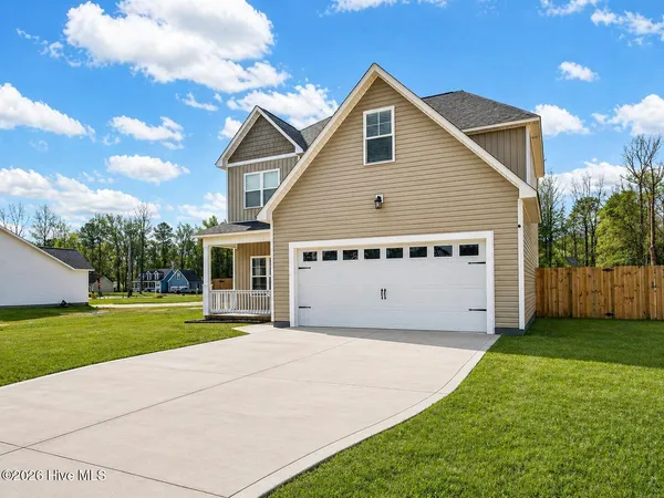 $329,000 | 205 West Theriault Court, Jacksonville, NC 28540