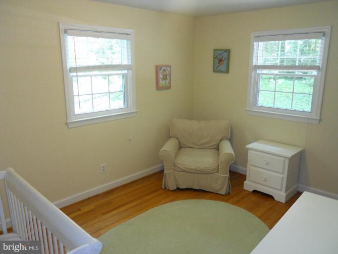 7117 Devonshire Road Alexandria, VA 22307 - Photo 16 of 21 Bedroom #2