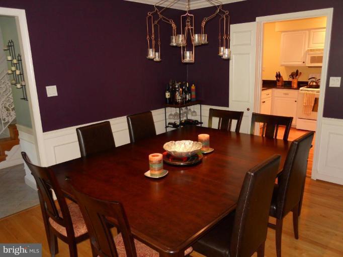 7117 Devonshire Road Alexandria, VA 22307 - Photo 5 of 21 Dining Room