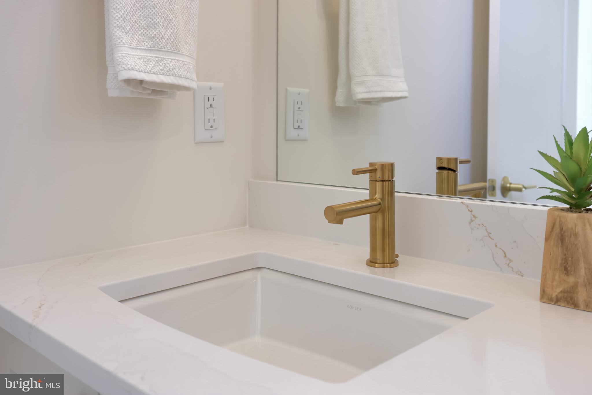 1225 Hunsicker Road Lancaster, PA 17601 - Photo 25 of 41 a bathroom with a bathtub