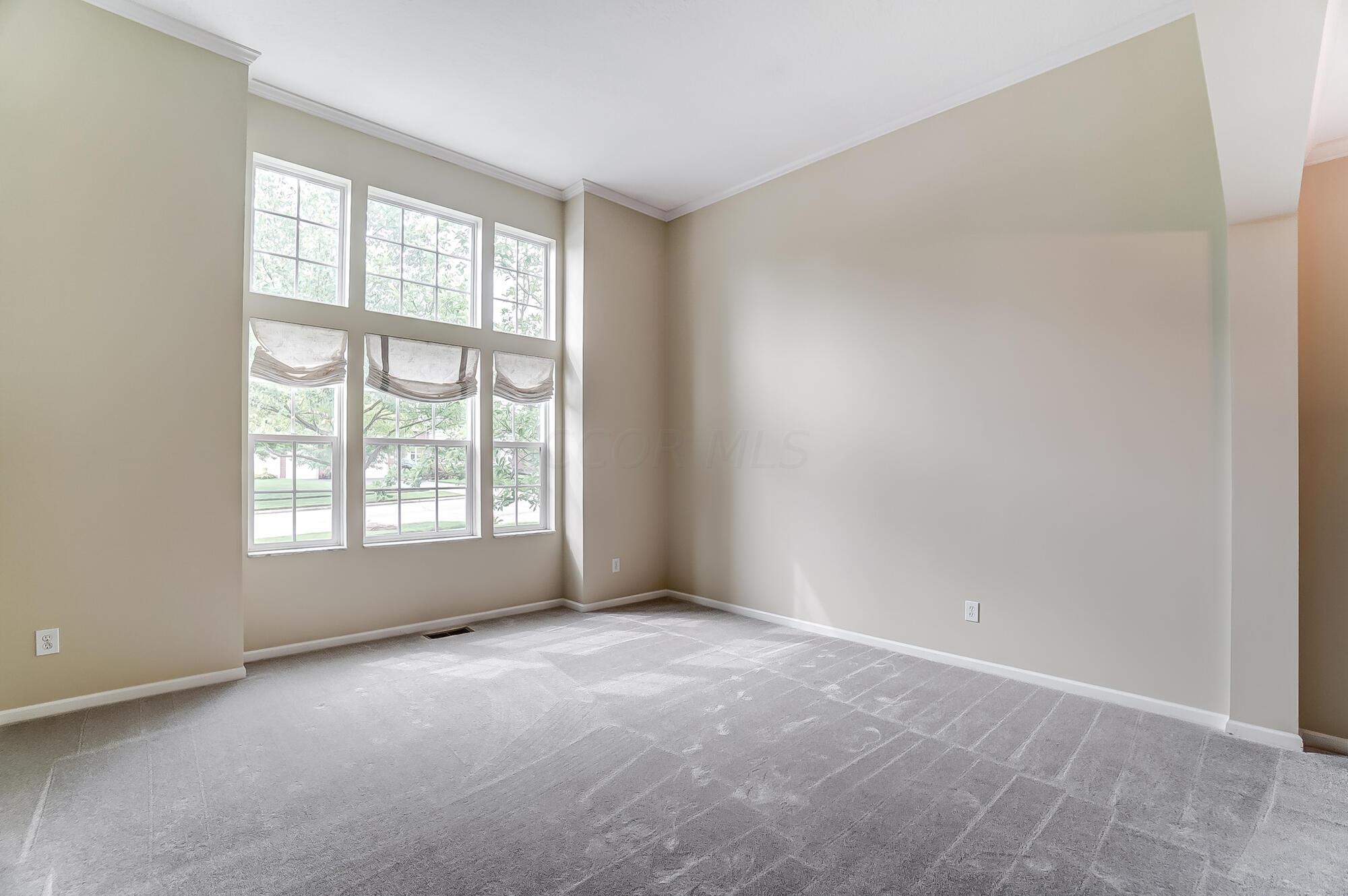 7440 Rolling Ridge Way Westerville, OH 43082 - Photo 30 of 85 Living