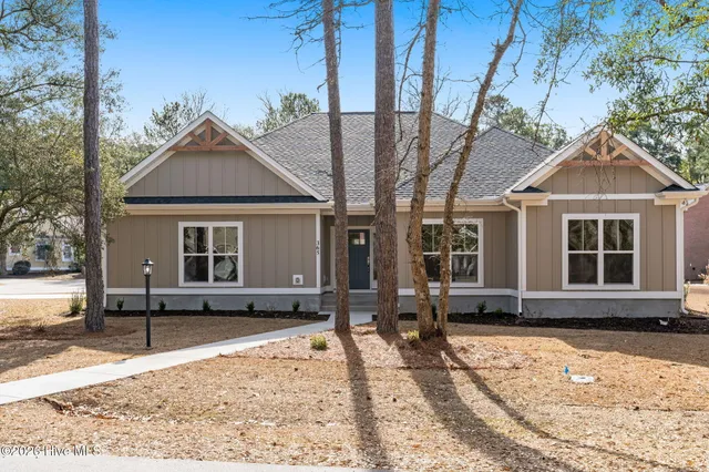 $557,500 | 365 Lockwood Lane Southwest, Supply, NC 28462