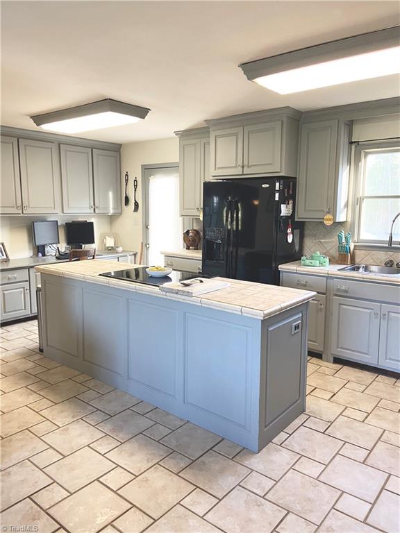 274 Ellis Hardy Road Pinnacle, NC 27043 - Photo 12 of 29