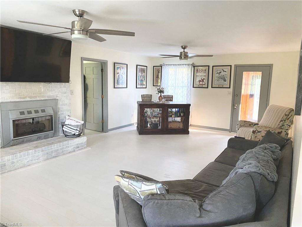274 Ellis Hardy Road Pinnacle, NC 27043 - Photo 21 of 29