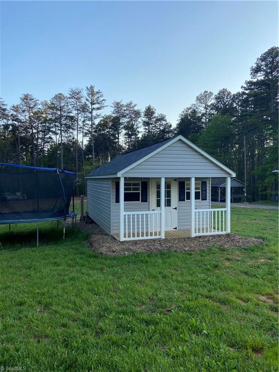 274 Ellis Hardy Road Pinnacle, NC 27043 - Photo 6 of 29