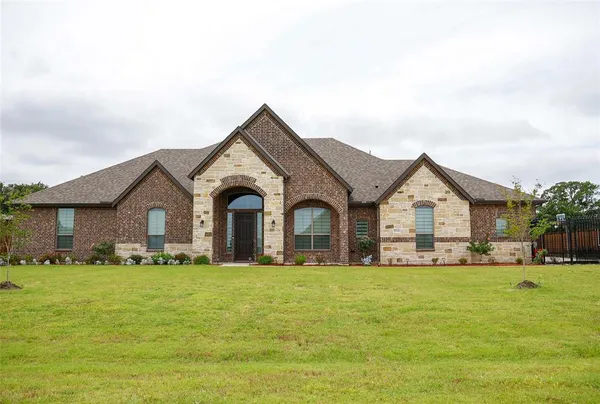 $729,000 | 18144 Osage Lane, Terrell, TX 75160