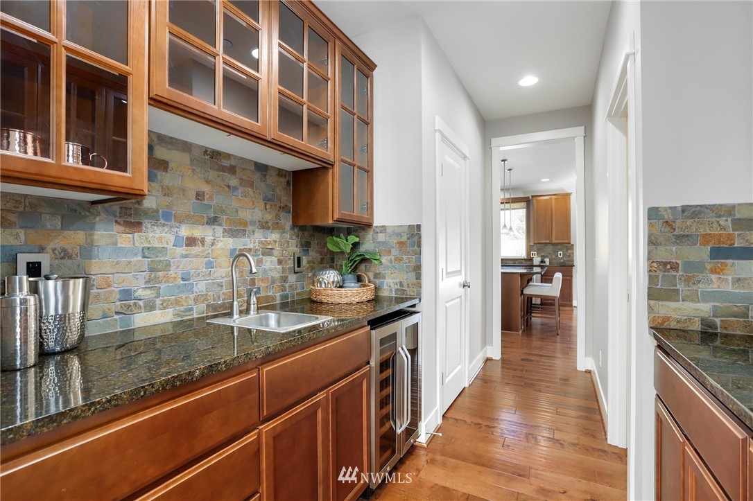 3131 216th Place Southeast Bothell, WA 98021 - Photo 9 of 37