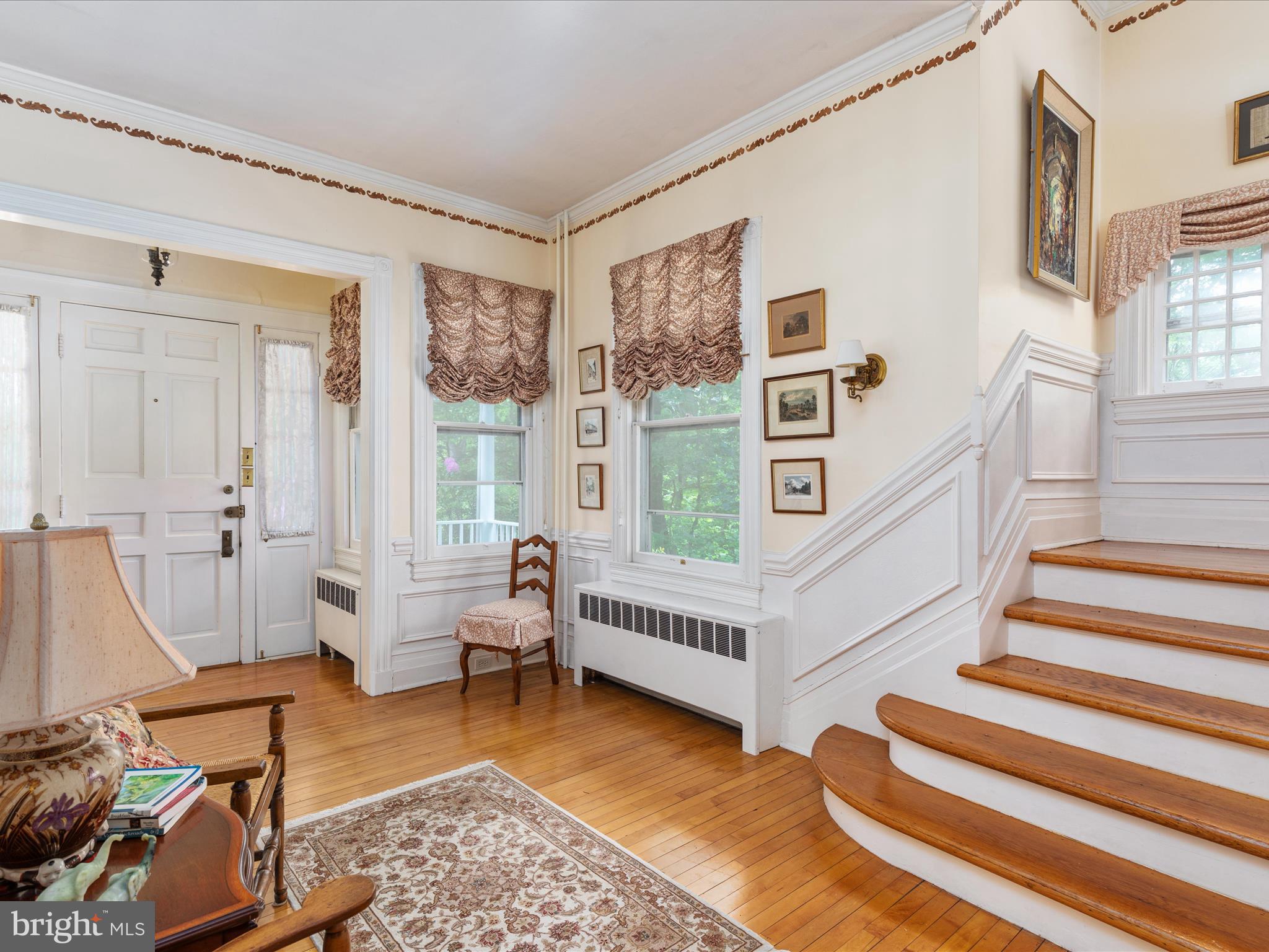 658 Wissler Road Quicksburg, VA 22847 - Photo 4 of 97 Main Foyer