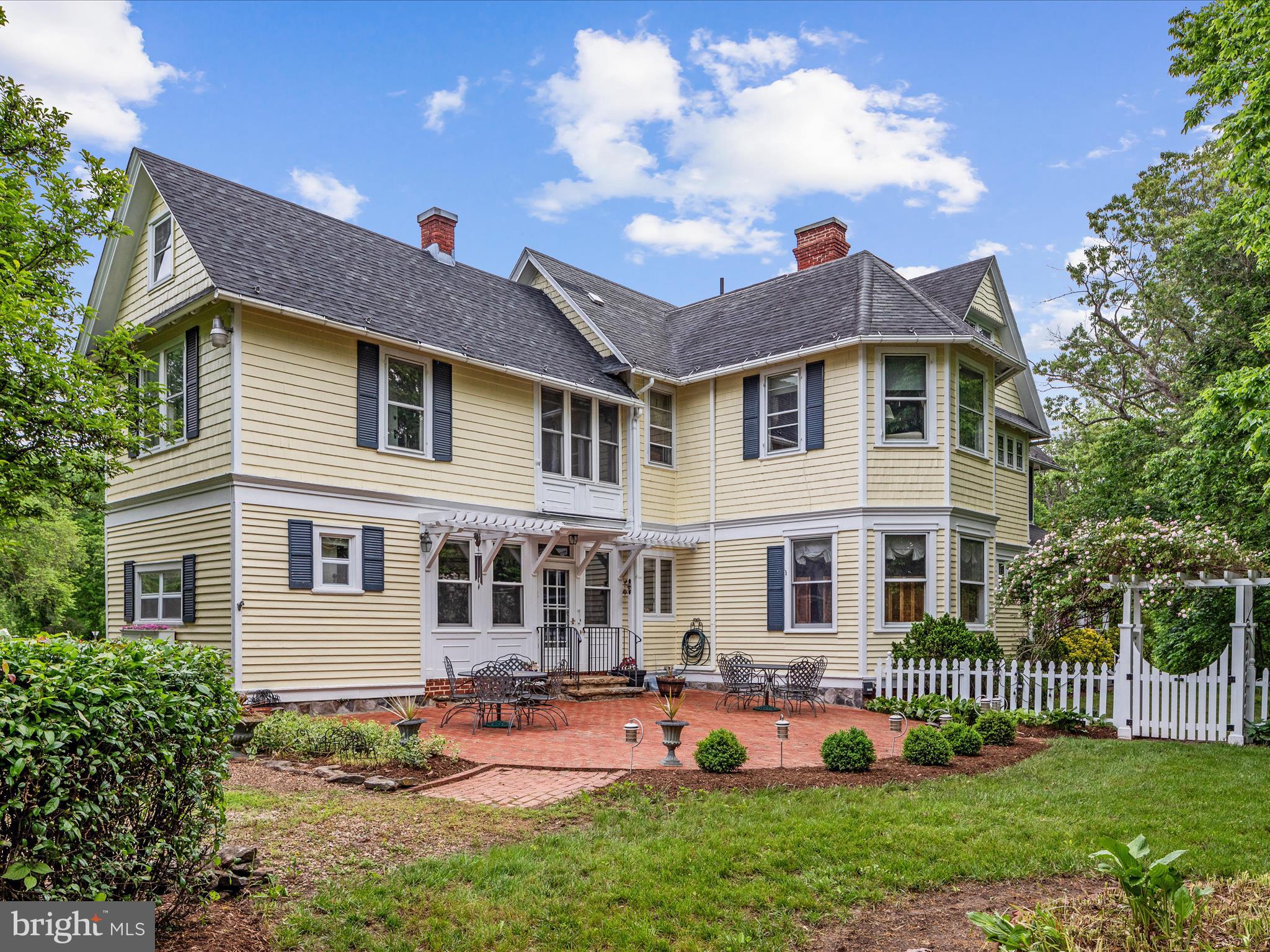 658 Wissler Road Quicksburg, VA 22847 - Photo 50 of 97 Side View of the House
