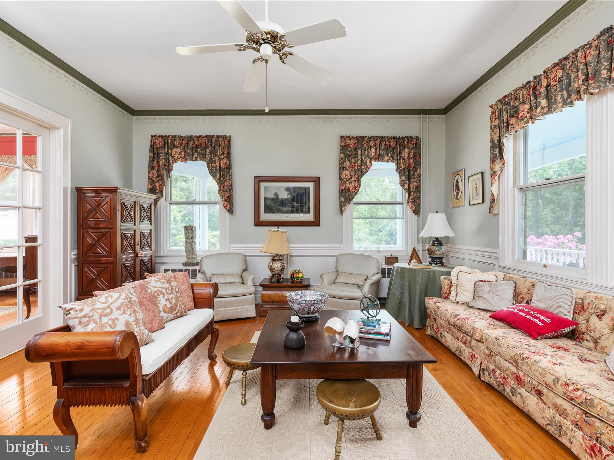 658 Wissler Road Quicksburg, VA 22847 - Photo 7 of 97 Living Room