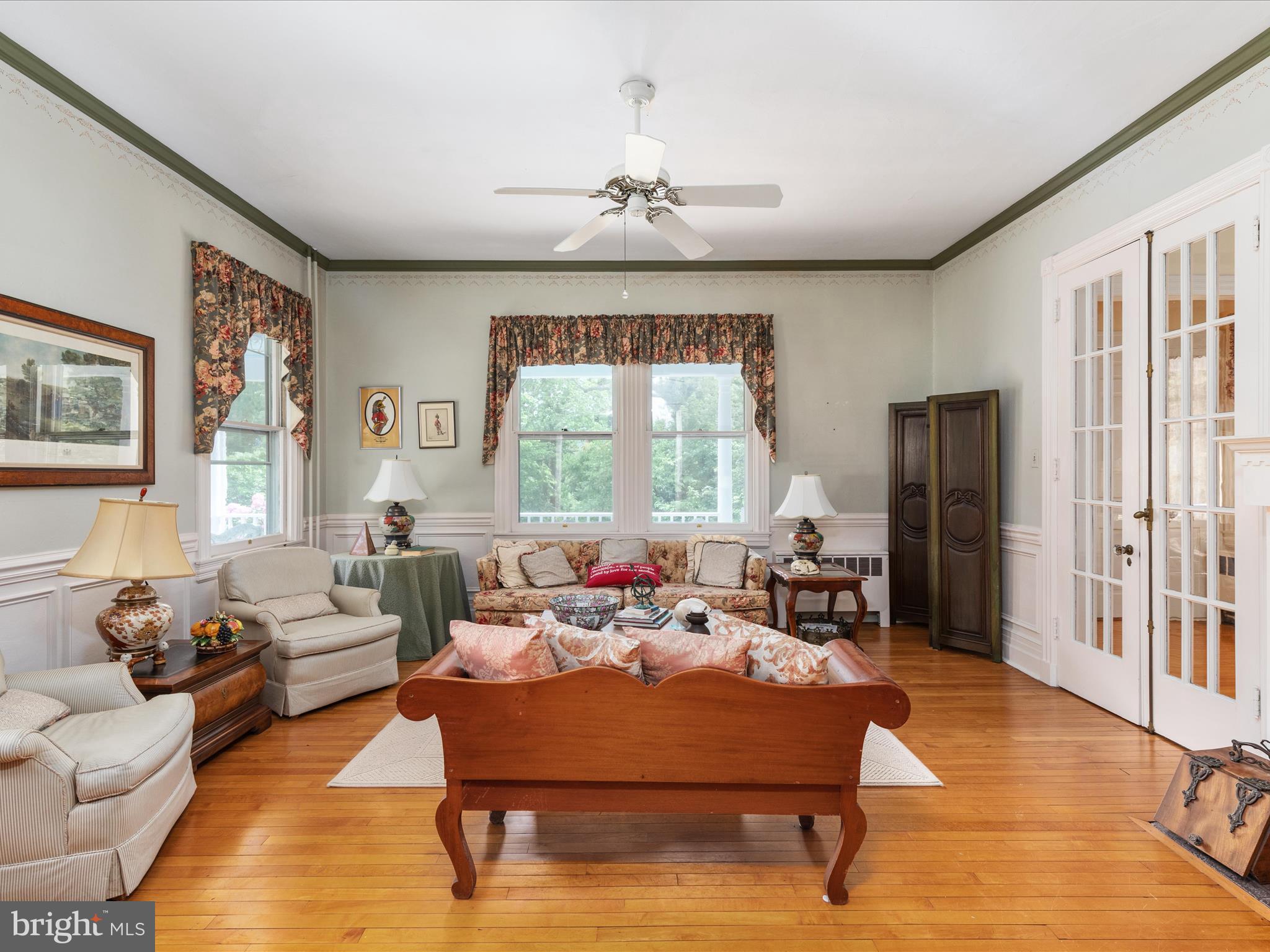 658 Wissler Road Quicksburg, VA 22847 - Photo 9 of 97 Living Room