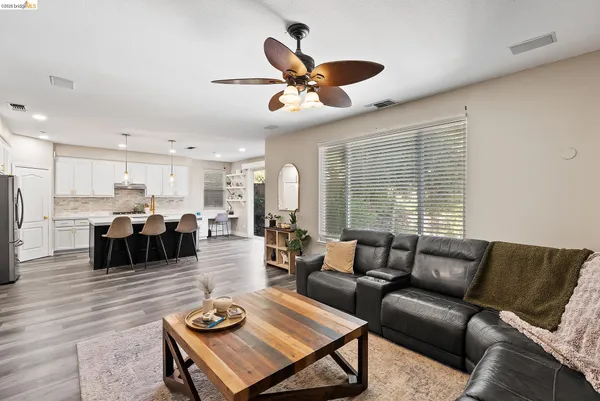 $1,100,000 | 2692 Presidio Drive, Brentwood, CA 94513