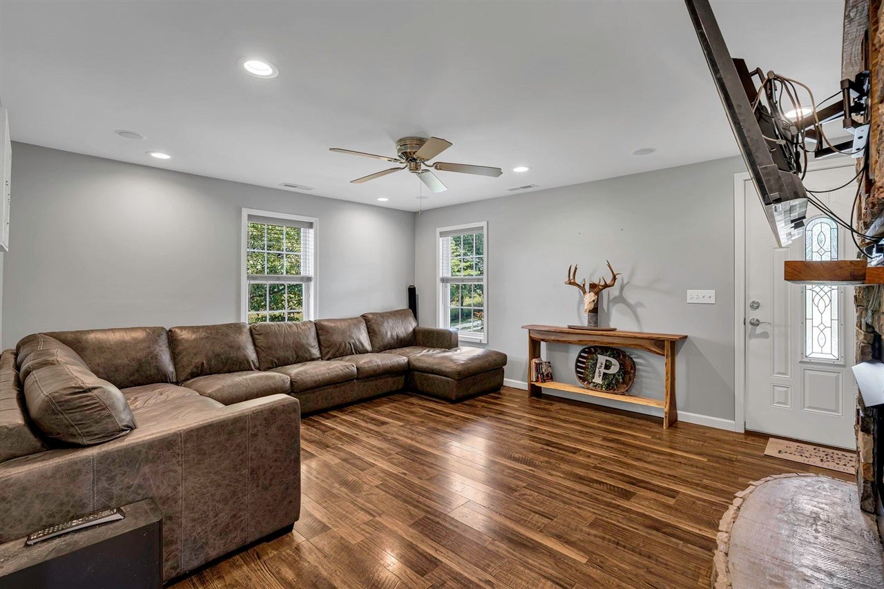 1139 Marshall Road Russellville, KY 42276 - Photo 10 of 50 Gallery Image 10