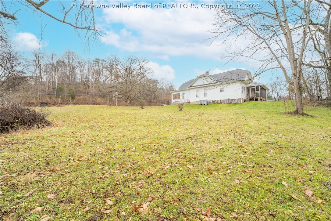 90 North Pinch Road Elkview, WV 25071 - Photo 5 of 32 Gallery Image 5