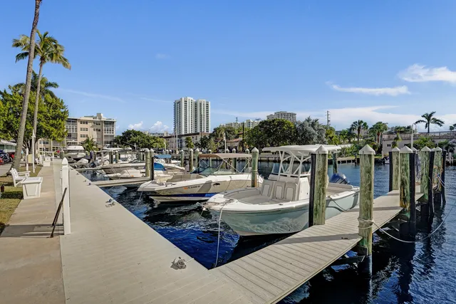 $1,985,000 | 1431 South Ocean Boulevard, Unit 17, Lauderdale-by-the-Sea, FL 33062