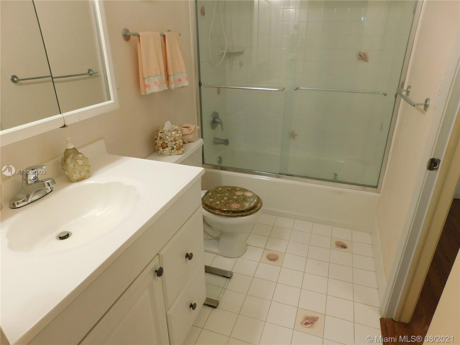 11455 Southwest 109th Road, Unit 3C Miami, FL 33176 - Photo 20 of 60 Gallery Image 20