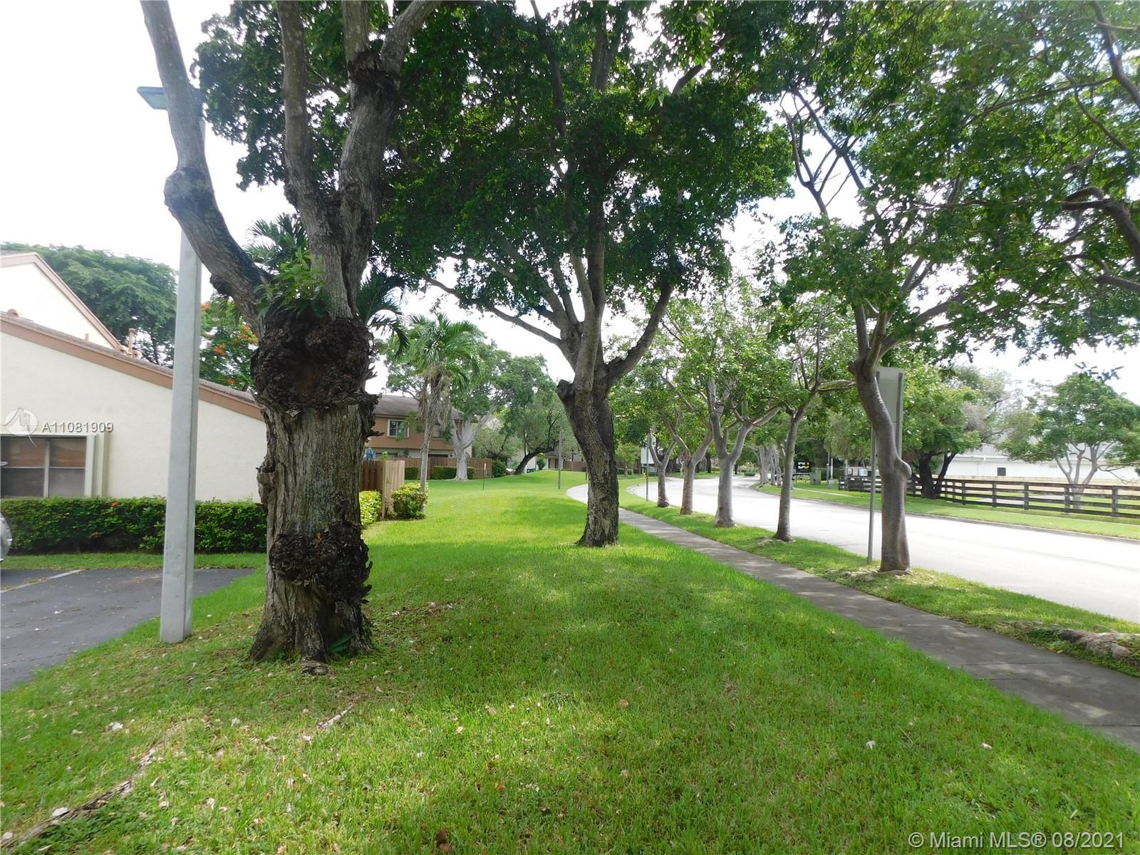 11455 Southwest 109th Road, Unit 3C Miami, FL 33176 - Photo 38 of 60 Gallery Image 38