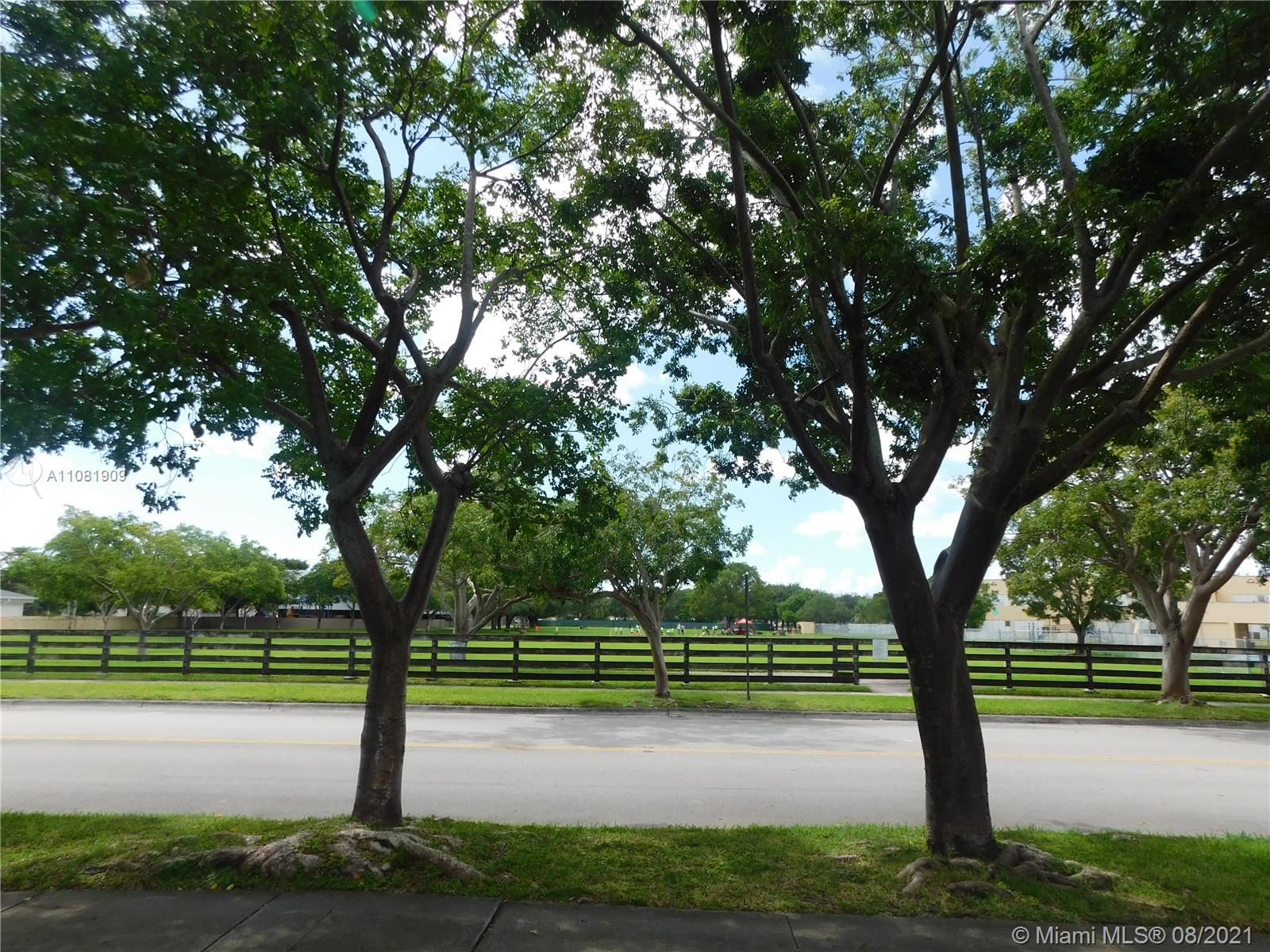 11455 Southwest 109th Road, Unit 3C Miami, FL 33176 - Photo 40 of 60 Gallery Image 40