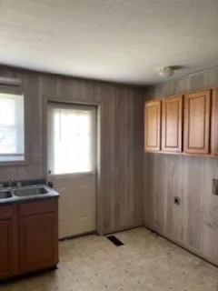 $675 | 410 B Lucky Debonair Street, Hopkinsville, KY 42240