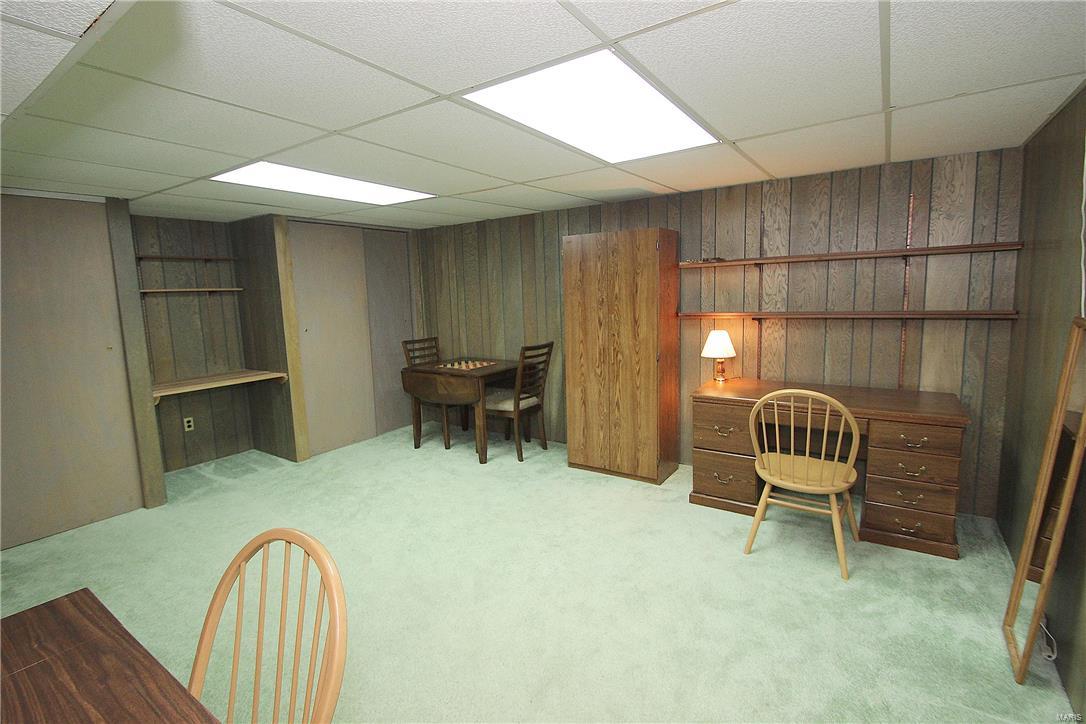 810 Rolfe Drive St. Louis, MO 63122 - Photo 23 of 41 Gallery Image 23